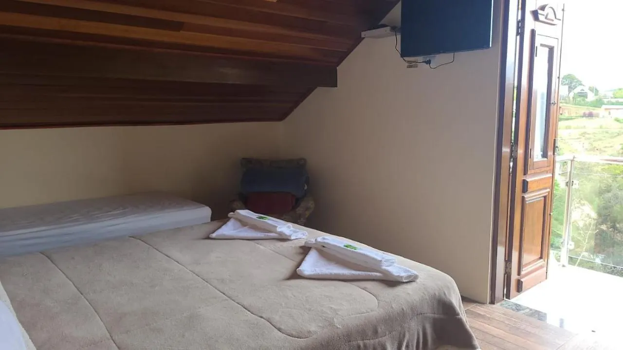Guest house Recanto Lua Clara Campos do Jordao